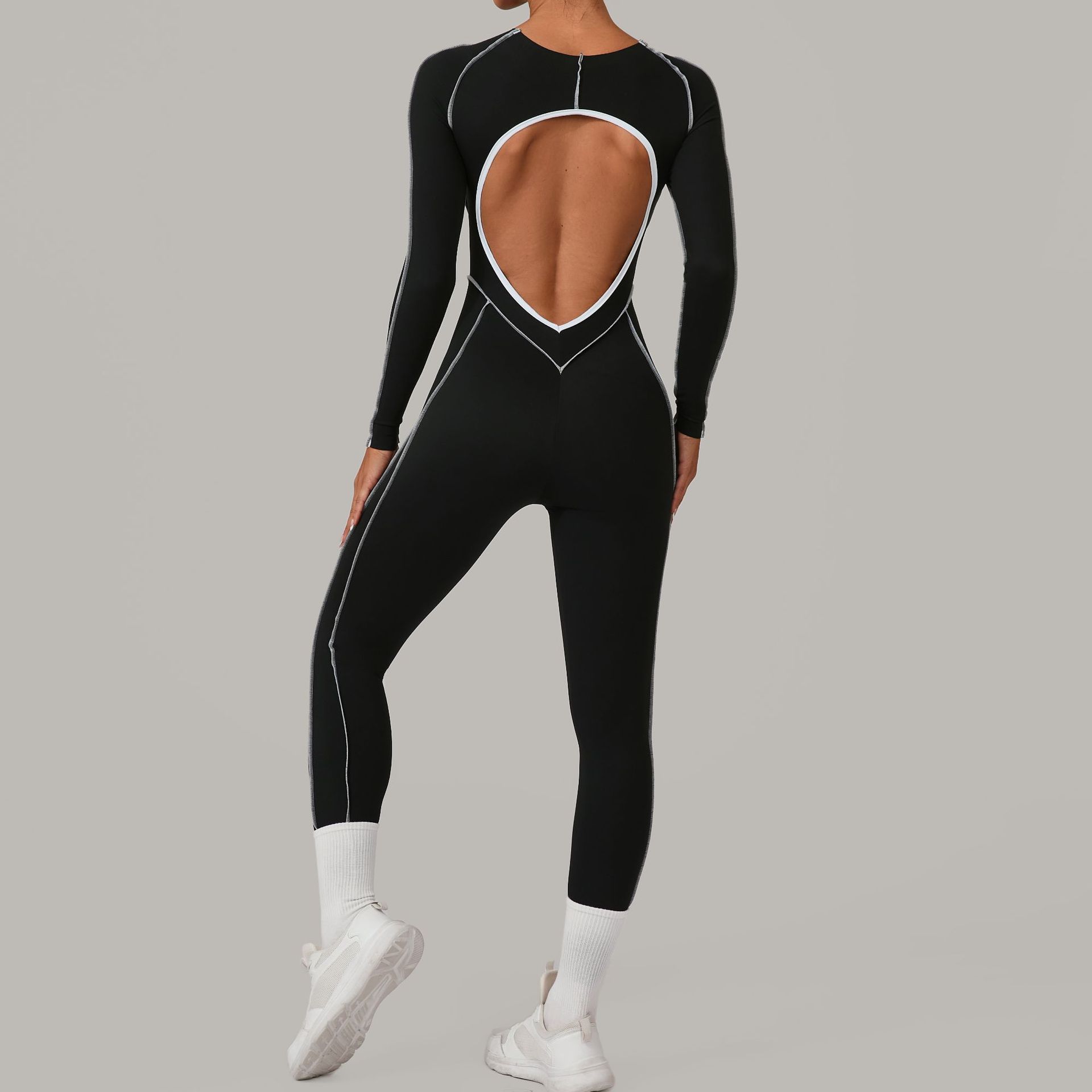 Tuta da Yoga Sportiva Senza Cu - Yoga Fitness Online recensione e prezzo